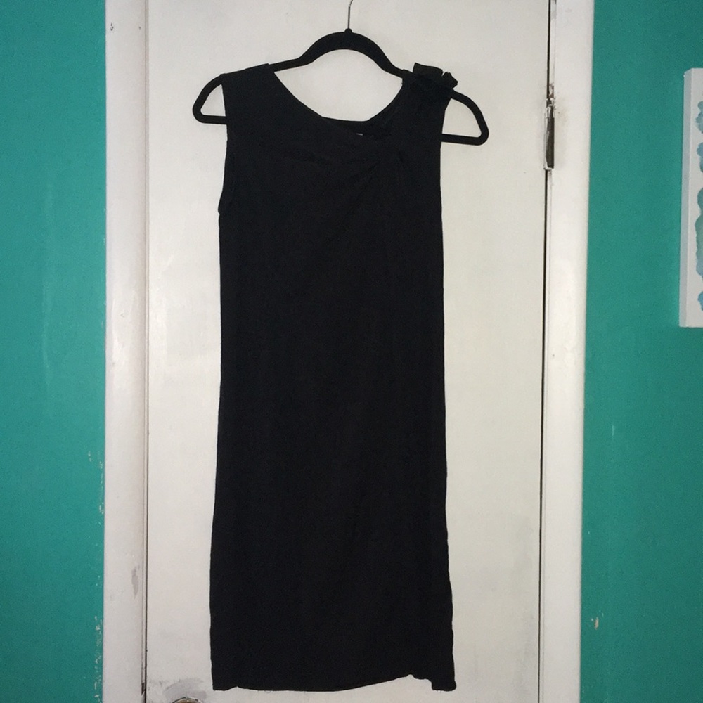 Black dress by Vera Wang